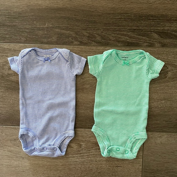 Set of 8 Carter’s Baby Girl Onesies Sz NB - Picture 2 of 6